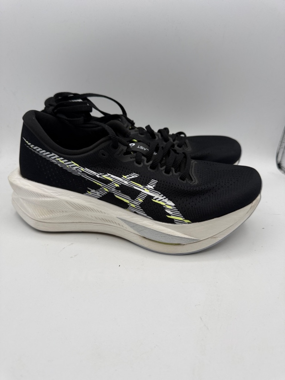 ASICS Sonic Blast women’s 7.5 Black & White Women's Running Shoes S4